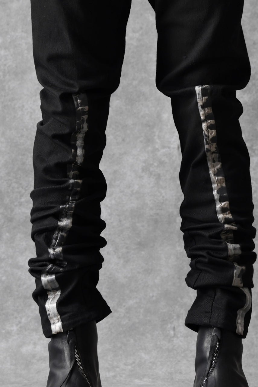 画像をギャラリービューアに読み込む, BORIS BIDJAN SABERI SLIM FIT PANTS / OBJECT DYED & SEAM TAPED "P11-F1939" (BLACK)
