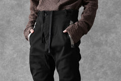 画像をギャラリービューアに読み込む, BORIS BIDJAN SABERI SLIM FIT PANTS / OBJECT DYED & SEAM TAPED "P11-F1939" (BLACK)