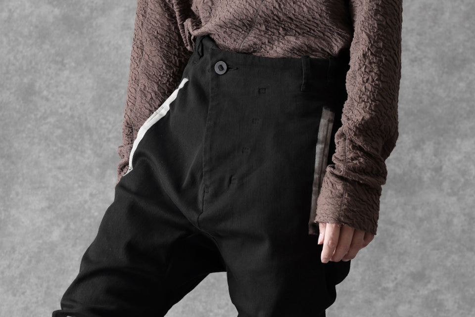 画像をギャラリービューアに読み込む, BORIS BIDJAN SABERI SLIM FIT PANTS / OBJECT DYED & SEAM TAPED "P11-F1939" (BLACK)