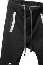 画像をギャラリービューアに読み込む, BORIS BIDJAN SABERI SLIM FIT PANTS / OBJECT DYED & SEAM TAPED "P11-F1939" (BLACK)