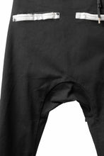 画像をギャラリービューアに読み込む, BORIS BIDJAN SABERI SLIM FIT PANTS / OBJECT DYED & SEAM TAPED "P11-F1939" (BLACK)
