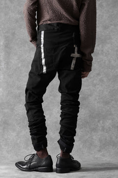画像をギャラリービューアに読み込む, BORIS BIDJAN SABERI TIGHT FIT PANTS / OBJECT DYED & SEAM TAPED "P13.TF-F1939" (BLACK)