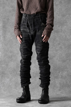 画像をギャラリービューアに読み込む, BORIS BIDJAN SABERI TIGHT FIT PANTS / STONE WASHED &amp; USED EFFECT &amp; BODY MOLDED &quot;P13.TF-F1603K&quot; (BLACK DENIM)