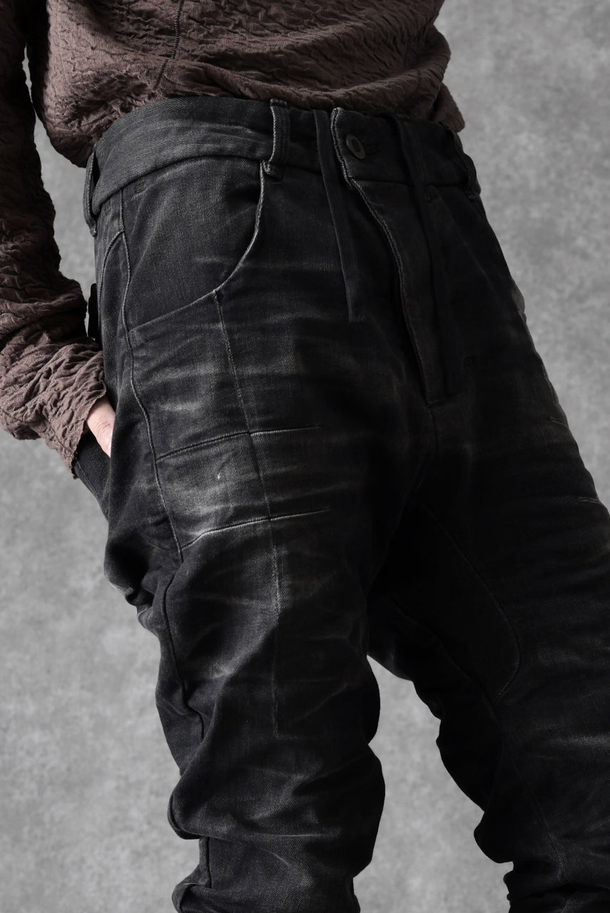画像をギャラリービューアに読み込む, BORIS BIDJAN SABERI TIGHT FIT PANTS / STONE WASHED & USED EFFECT & BODY MOLDED "P13.TF-F1603K" (BLACK DENIM)
