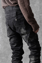 画像をギャラリービューアに読み込む, BORIS BIDJAN SABERI TIGHT FIT PANTS / STONE WASHED & USED EFFECT & BODY MOLDED "P13.TF-F1603K" (BLACK DENIM)