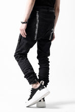 画像をギャラリービューアに読み込む, BORIS BIDJAN SABERI TIGHT FIT PANTS / OBJECT DYED & SEAM TAPED "P13.TF-FTS10001" (BLACK)