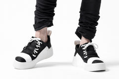 画像をギャラリービューアに読み込む, BORIS BIDJAN SABERI TIGHT FIT PANTS / OBJECT DYED & SEAM TAPED "P13.TF-FTS10001" (BLACK)