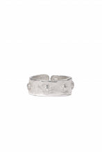 画像をギャラリービューアに読み込む, m.a+ silver stitched multiple cross ring / AG518/AG (SILVER)