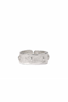 画像をギャラリービューアに読み込む, m.a+ silver stitched multiple cross ring / AG518/AG (SILVER)