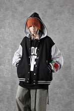 Load image into Gallery viewer, FACETASM×FRUIT OF THE LOOM STADIUM JACKET (BLACK)