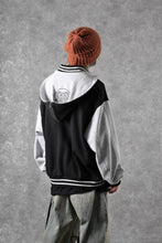 Load image into Gallery viewer, FACETASM×FRUIT OF THE LOOM STADIUM JACKET (BLACK)