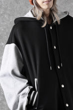 Load image into Gallery viewer, FACETASM×FRUIT OF THE LOOM STADIUM JACKET (BLACK)