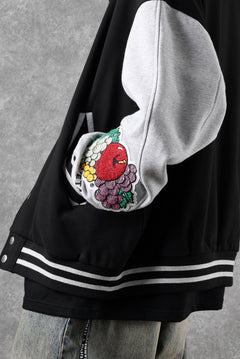 Load image into Gallery viewer, FACETASM×FRUIT OF THE LOOM STADIUM JACKET (BLACK)