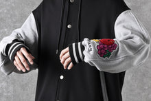 Load image into Gallery viewer, FACETASM×FRUIT OF THE LOOM STADIUM JACKET (BLACK)
