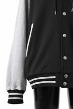 Load image into Gallery viewer, FACETASM×FRUIT OF THE LOOM STADIUM JACKET (BLACK)