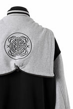 Load image into Gallery viewer, FACETASM×FRUIT OF THE LOOM STADIUM JACKET (BLACK)