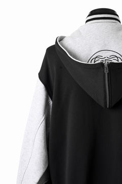 Load image into Gallery viewer, FACETASM×FRUIT OF THE LOOM STADIUM JACKET (BLACK)