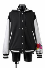 Load image into Gallery viewer, FACETASM×FRUIT OF THE LOOM STADIUM JACKET (BLACK)