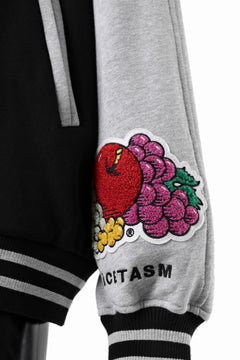 Load image into Gallery viewer, FACETASM×FRUIT OF THE LOOM STADIUM JACKET (BLACK)