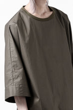 Load image into Gallery viewer, sus-sous atelier T / Lance 80/- cotton typewriter (OLIVE GREEN)