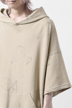 画像をギャラリービューアに読み込む, A.F ARTEFACT PYRA PATTERN PRINT SWEAT HOODIE SHORT SLEEVE (BEIGE)