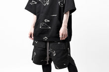 画像をギャラリービューアに読み込む, A.F ARTEFACT PYRA PATTERN PRINT SWEAT HOODIE SHORT SLEEVE (BLACK)