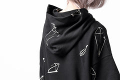 画像をギャラリービューアに読み込む, A.F ARTEFACT PYRA PATTERN PRINT SWEAT HOODIE SHORT SLEEVE (BLACK)