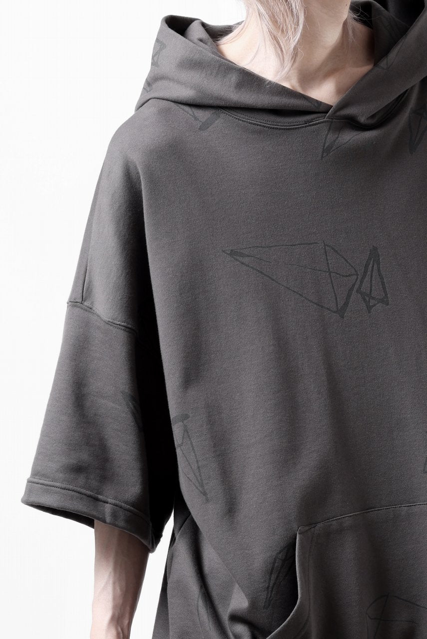 画像をギャラリービューアに読み込む, A.F ARTEFACT PYRA PATTERN PRINT SWEAT HOODIE SHORT SLEEVE (GREY)