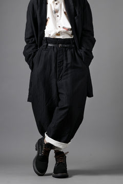 Load image into Gallery viewer, KLASICA GALWAY - Hb CUT OFF BOLD STRAIGHT TROUSERS / HIGH DENSITY HERRING BONE (DARK NIGHT)