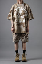 画像をギャラリービューアに読み込む, MASTERMIND WORLD JERSEY CAMO CARGO SHORTS (DESERT)