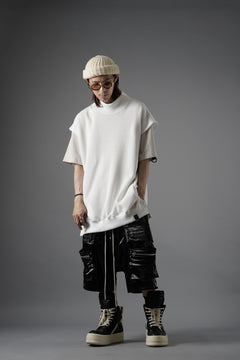 画像をギャラリービューアに読み込む, beauty : beast HIGH-NECK SLEEVELESS PULLOVER (WHITE)