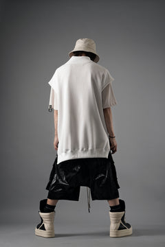 画像をギャラリービューアに読み込む, beauty : beast HIGH-NECK SLEEVELESS PULLOVER (WHITE)