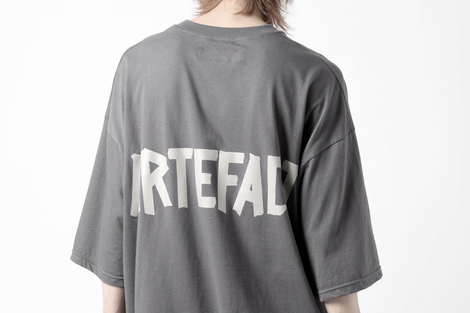 画像をギャラリービューアに読み込む, A.F ARTEFACT LOOSEY T-SHIRT / PRINT TYPE-A (GREY)