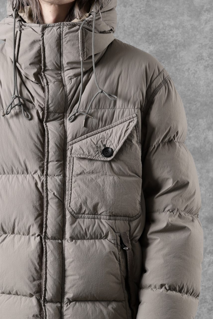 画像をギャラリービューアに読み込む, Ten c SURVIVAL DOWN JACKET / GARMENT DYED (ASH GRAY)