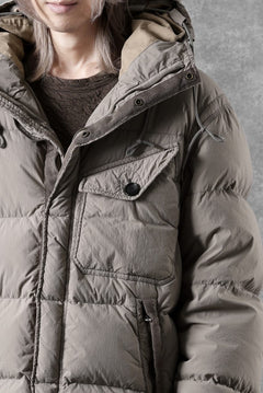 画像をギャラリービューアに読み込む, Ten c SURVIVAL DOWN JACKET / GARMENT DYED (ASH GRAY)