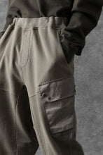 Load image into Gallery viewer, Ten c MULTI POCKET SNAP SWEAT PANTS / GARMENT DYED (ASH GRAY)