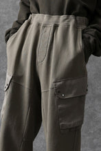Load image into Gallery viewer, Ten c MULTI POCKET SNAP SWEAT PANTS / GARMENT DYED (ASH GRAY)