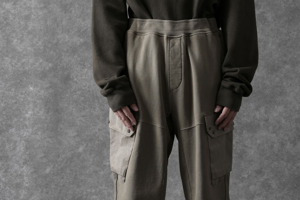 Load image into Gallery viewer, Ten c MULTI POCKET SNAP SWEAT PANTS / GARMENT DYED (ASH GRAY)