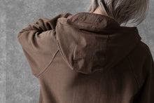 画像をギャラリービューアに読み込む, Ten c MULTI POCKET ZIP HOODIE / GARMENT DYED (BROWN)