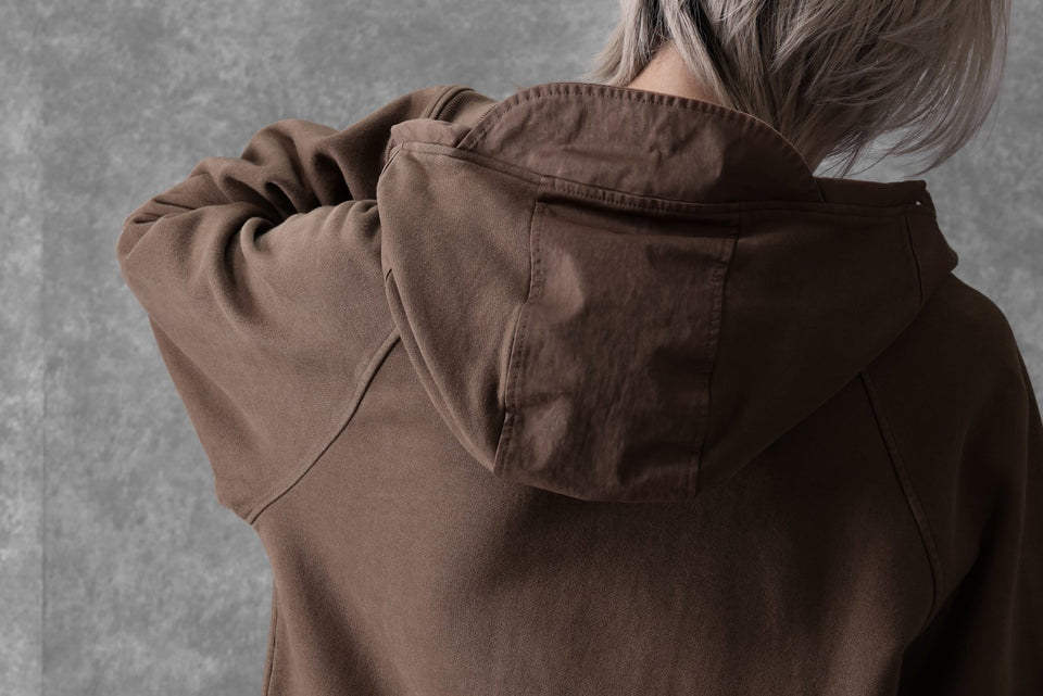 画像をギャラリービューアに読み込む, Ten c MULTI POCKET ZIP HOODIE / GARMENT DYED (BROWN)