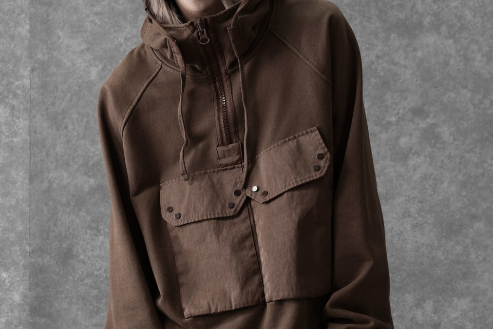 画像をギャラリービューアに読み込む, Ten c MULTI POCKET ZIP HOODIE / GARMENT DYED (BROWN)