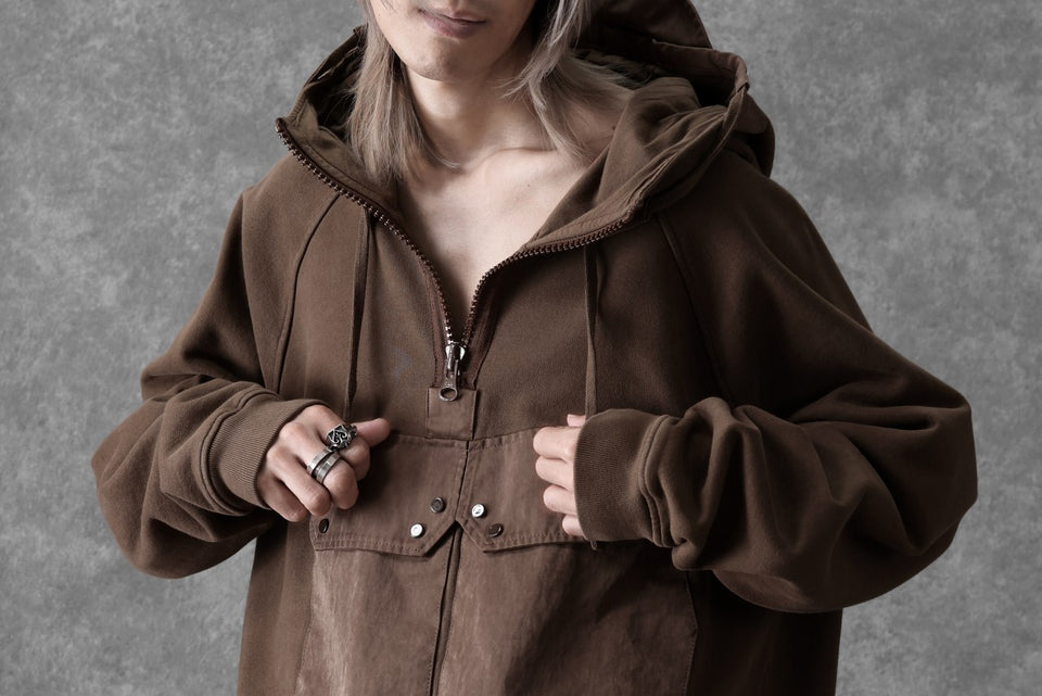 画像をギャラリービューアに読み込む, Ten c MULTI POCKET ZIP HOODIE / GARMENT DYED (BROWN)