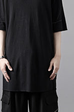 画像をギャラリービューアに読み込む, thom/krom SLIM FIT SHORT SLEEVE TEE / LINEN COTTON JERSEY (BLACK)