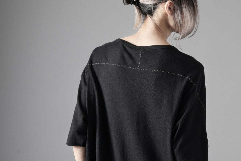 画像をギャラリービューアに読み込む, thom/krom SLIM FIT SHORT SLEEVE TEE / LINEN COTTON JERSEY (BLACK)