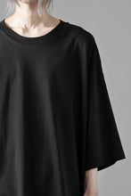 画像をギャラリービューアに読み込む, thom/krom RELAXED FIT SHORT SLEEVE TEE / COTTON JERSEY (BLACK)