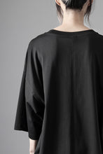 画像をギャラリービューアに読み込む, thom/krom RELAXED FIT SHORT SLEEVE TEE / COTTON JERSEY (BLACK)