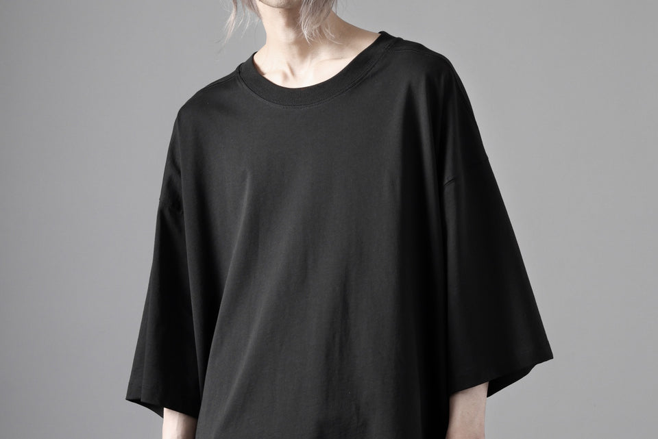 画像をギャラリービューアに読み込む, thom/krom RELAXED FIT SHORT SLEEVE TEE / COTTON JERSEY (BLACK)