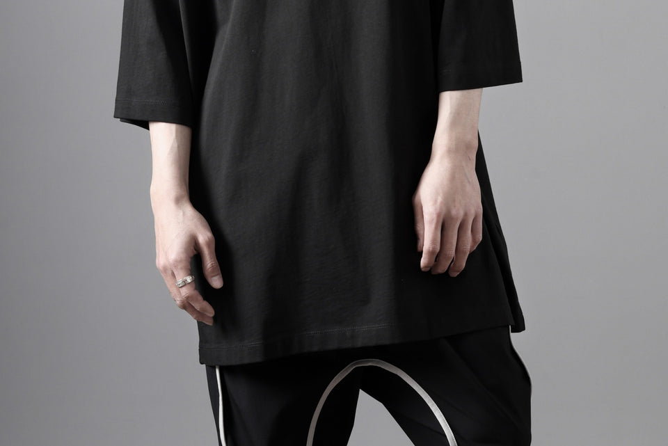 画像をギャラリービューアに読み込む, thom/krom ZIP POCKET SHORT SLEEVE TEE / COTTON JERSEY (BLACK)