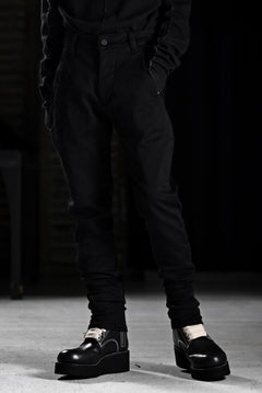 画像をギャラリービューアに読み込む, thom/krom OVER LOCKED SKINNY TROUSERS / STRETCH KNIT DENIM (BLACK)