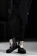 画像をギャラリービューアに読み込む, thom/krom OVER LOCKED SKINNY TROUSERS / STRETCH KNIT DENIM (BLACK)